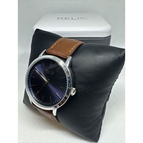Relic by Fossil ZR77298 Men Brown Jeffery Leather Strap Analog Dial Watch YAY30 - Picture 2 of 9